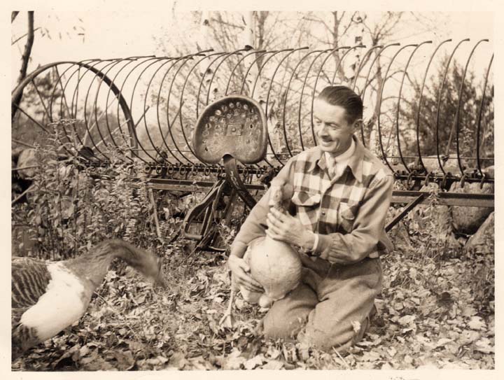 Farm_BudGeese-1949
