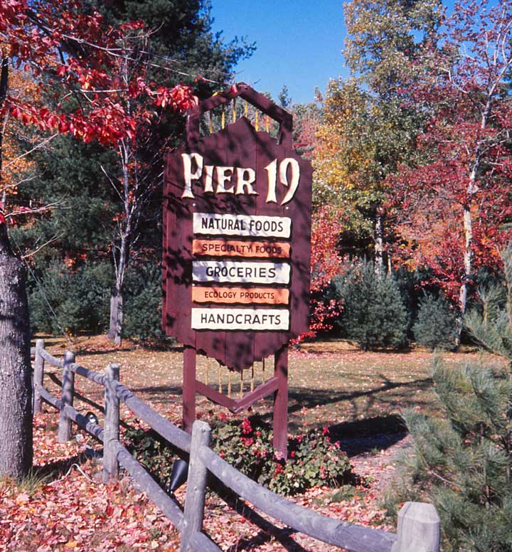 Pier 19 sign corner of NH Route 109 & Union Wharf Road.